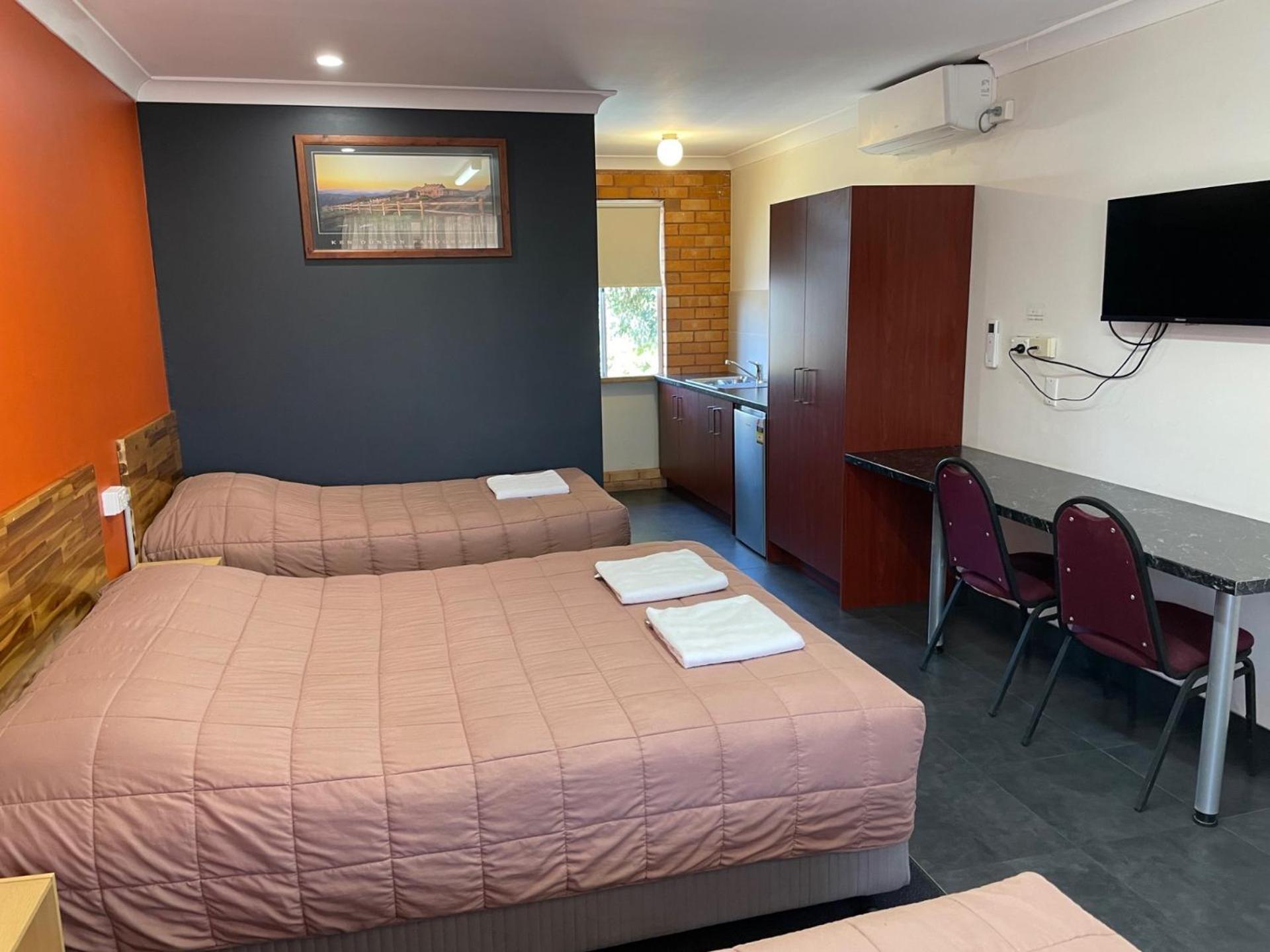 Homestead Motel Dubbo Ngoại thất bức ảnh