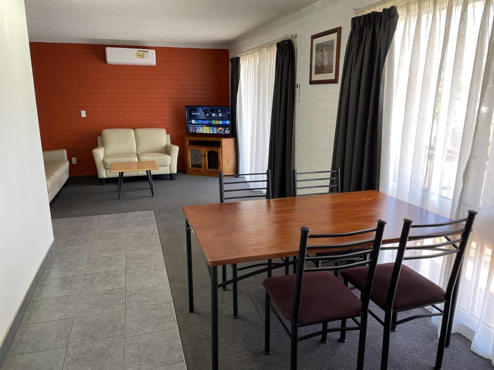 Homestead Motel Dubbo Ngoại thất bức ảnh