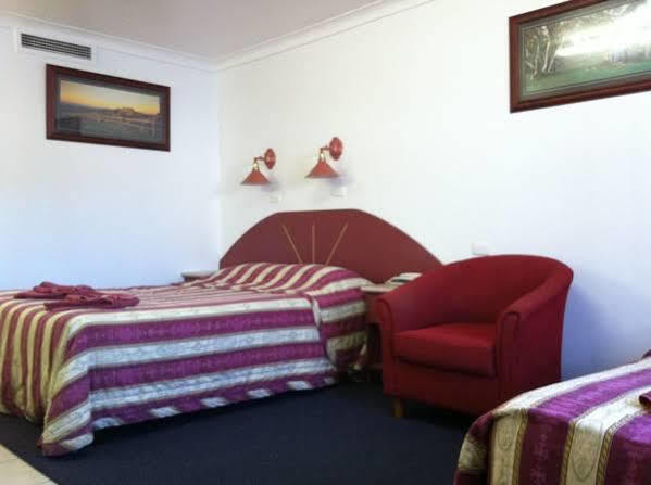Homestead Motel Dubbo Ngoại thất bức ảnh